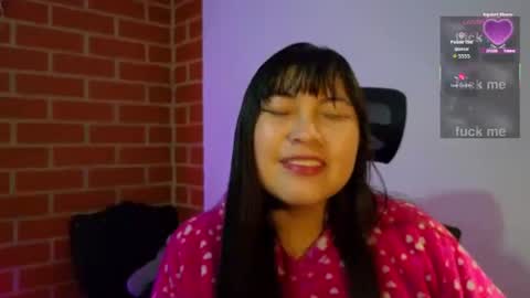 Snapshot of caroll_luna chatting on 10/18/25, 02:47 kitty online show from 10/18/25, 02:47