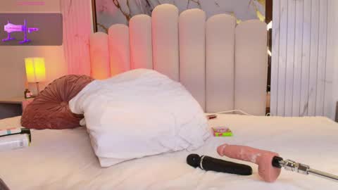 Carol Rivera  online show from 01/22/25, 11:43