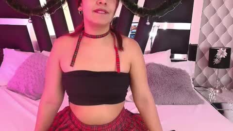 Snapshot of caroo_gomeez chatting on 01/10/25, 12:47 Caro Gmez online show from 01/10/25, 12:47