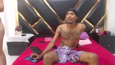 Snapshot of caroyandy3 chatting on 11/26/25, 11:44 caro y andy online show from 11/26/25, 11:44