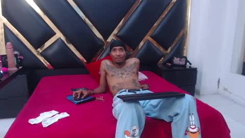 Snapshot of caroyandy3 chatting on 12/03/25, 09:35 caro y andy online show from 12/03/25, 09:35