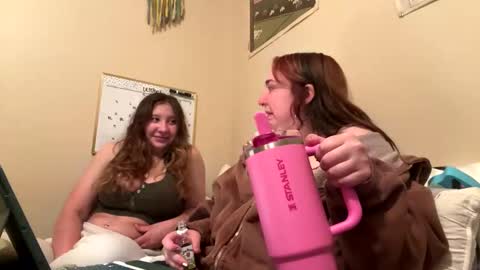 Snapshot of carpetmunchers chatting on 10/08/25, 02:31 carpetmunchers online show from 10/08/25, 02:31