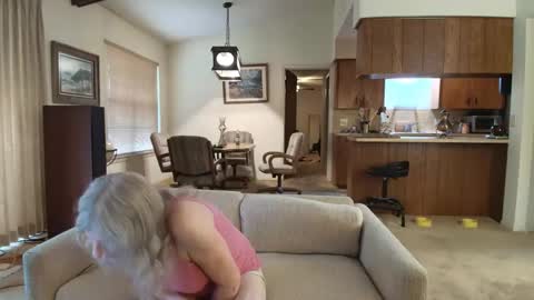 Snapshot of carrie_linn chatting on 06/05/26, 07:19 carrie_linn online show from 06/05/26, 07:19