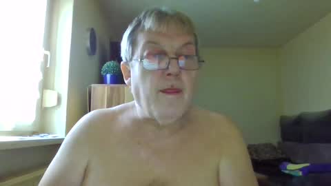 carsten21101 online show from 03/12/25, 08:51