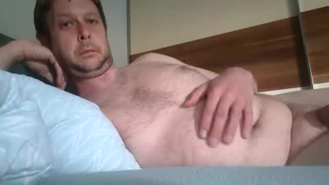 Snapshot of carsten4871 chatting on 05/11/26, 06:19 carsten4871 online show from 05/11/26, 06:19