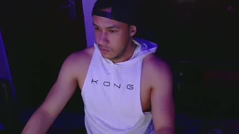      online show from 02/09/25, 05:40