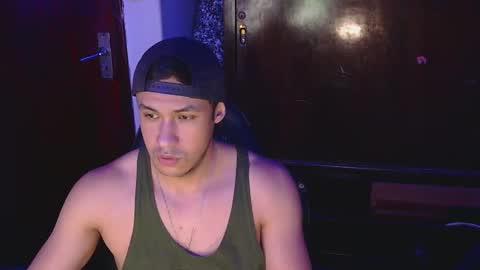      online show from 03/10/25, 05:33