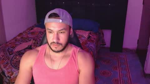      online show from 10/10/25, 04:33