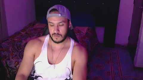      online show from 10/18/25, 03:09