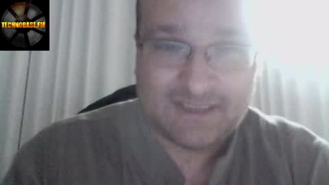 Snapshot of cascadacek chatting on 04/04/26, 06:05 CASCADACEK online show from 04/04/26, 06:05