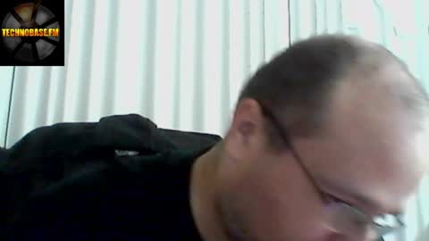 Snapshot of cascadacek chatting on 04/11/26, 07:45 CASCADACEK online show from 04/11/26, 07:45