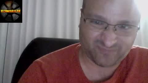 Snapshot of cascadacek chatting on 06/18/26, 10:03 CASCADACEK online show from 06/18/26, 10:03