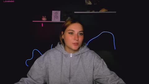 Snapshot of casey_meow_ chatting on 10/16/25, 05:08 casey_meow_ online show from 10/16/25, 05:08