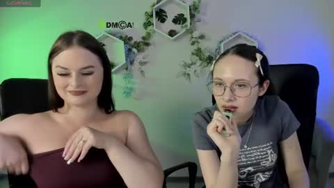 Snapshot of casey_meow_ chatting on 07/04/26, 08:42 casey_meow_ online show from 07/04/26, 08:42