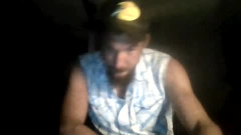 Snapshot of caseyjmcd22 chatting on 08/01/26, 03:39 okiedadd online show from 08/01/26, 03:39
