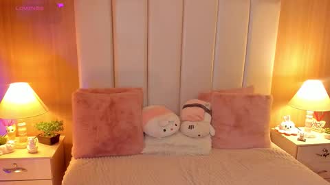 Casey Pierce  New Account online show from 12/01/25, 08:14