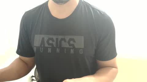 cashmastermuscle77 online show from 02/04/25, 10:21