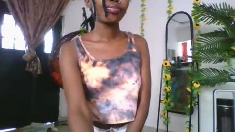 Snapshot of cashy_meal chatting on 03/03/26, 12:00 cashy_meal online show from 03/03/26, 12:00
