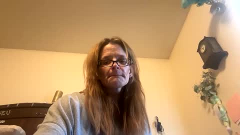 casidy1 online show from 02/18/25, 06:15