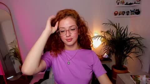 Snapshot of cassandra_caiin chatting on 02/02/25, 09:45 Cassie online show from 02/02/25, 09:45