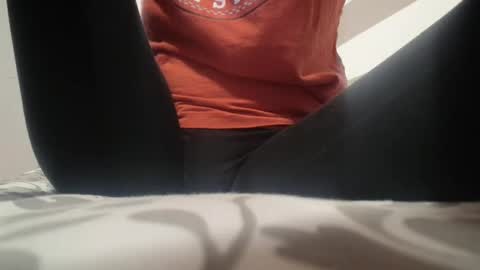 Snapshot of cassandra_joy chatting on 11/01/25, 01:35 Cassandra joy online show from 11/01/25, 01:35