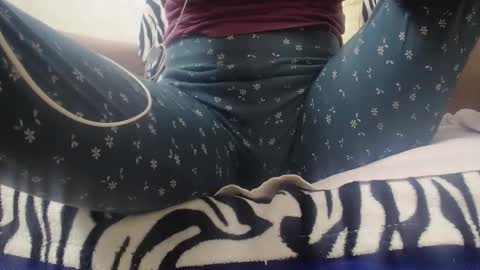 Cassandra joy online show from 11/27/25, 05:09