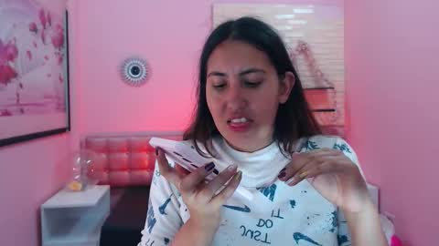 573215024606 online show from 11/19/25, 11:05