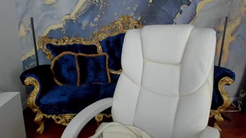 Lena online show from 02/07/25, 11:01