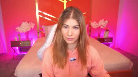 Lena online show from 09/22/25, 06:37