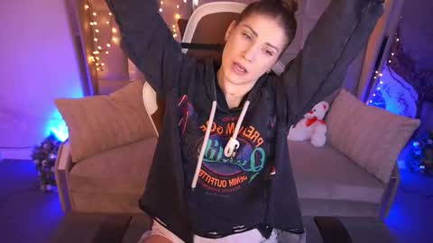 Lena online show from 02/09/26, 07:45