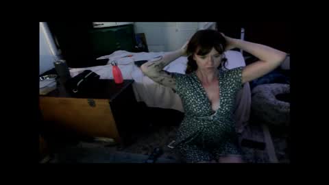 Snapshot of casscassidy89 chatting on 11/28/25, 09:56 CassCassidy89 online show from 11/28/25, 09:56