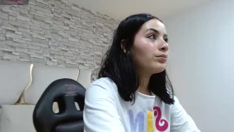 Snapshot of casse_tay chatting on 11/10/25, 03:05 casse_tay online show from 11/10/25, 03:05