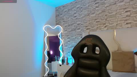 Snapshot of casse_tay chatting on 11/23/25, 03:06 casse_tay online show from 11/23/25, 03:06