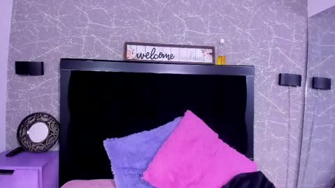 Snapshot of cassie_jones1 chatting on 02/27/25, 03:14 Cassie Jones online show from 02/27/25, 03:14