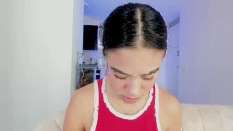 Snapshot of cassie_jones1 chatting on 04/06/26, 09:27 Cassie Jones online show from 04/06/26, 09:27