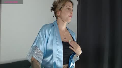 Susana independent model online show from 11/11/25, 09:37