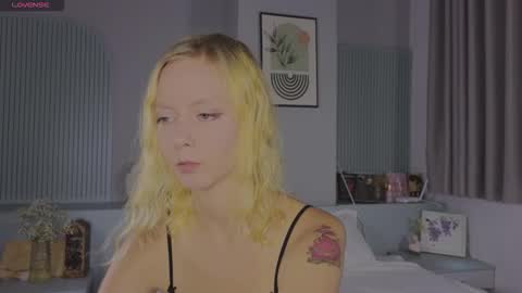 Cassie online show from 11/16/25, 04:40