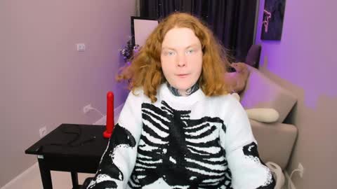 Snapshot of cassie_xkiss chatting on 01/10/25, 07:43 Cassie online show from 01/10/25, 07:43