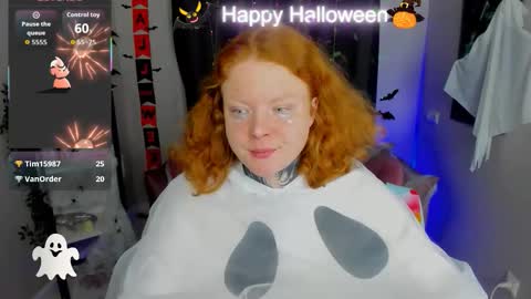 Snapshot of cassie_xkiss chatting on 10/31/25, 09:49 Cassie online show from 10/31/25, 09:49