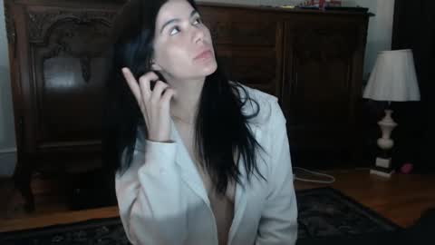 Snapshot of cassiealvarez chatting on 03/26/26, 01:55 cassiealvarez online show from 03/26/26, 01:55