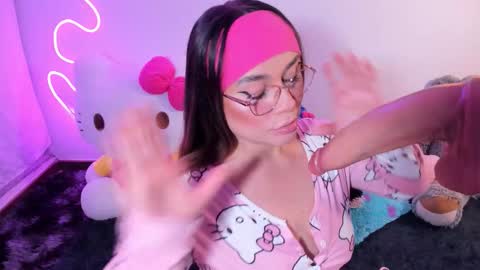 Snapshot of cassiebigass_ chatting on 03/04/26, 12:16 Bela igzaii9r online show from 03/04/26, 12:16