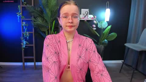 assie online show from 01/15/25, 08:37