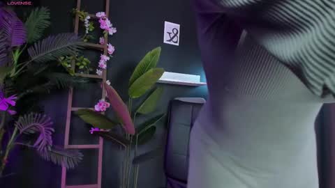 assie online show from 03/12/25, 09:03