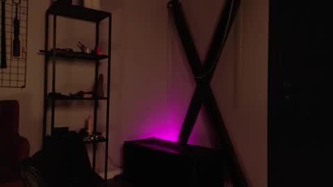 assie online show from 09/26/25, 06:28