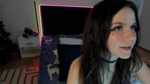 Snapshot of cassieevanss chatting on 01/08/25, 06:52 Cassie online show from 01/08/25, 06:52