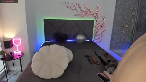 Cassie online show from 02/04/26, 06:52