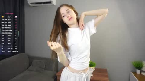 Snapshot of cassiehorridge chatting on 07/03/26, 06:31 Alice online show from 07/03/26, 06:31