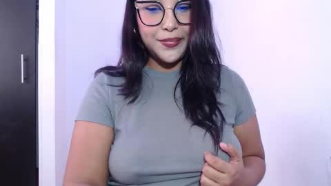 --------Independent model online show from 02/10/26, 08:13