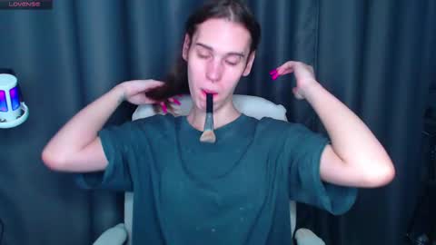 Snapshot of cassiemich chatting on 02/20/25, 11:31 Cassie online show from 02/20/25, 11:31