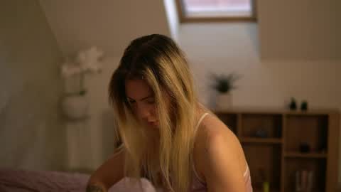 Cassi online show from 05/06/26, 03:24